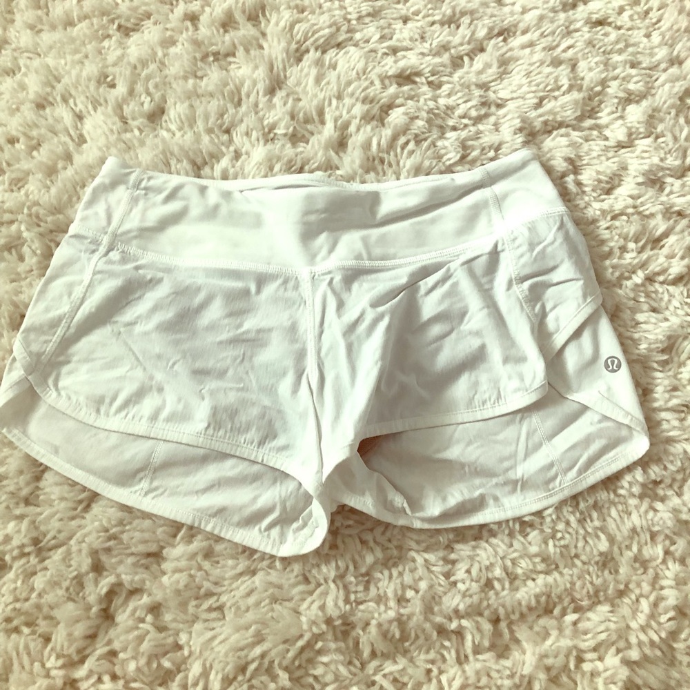White lulu shorts perfect condition